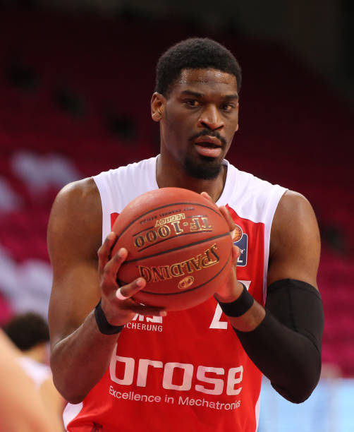 长背身拿球 长背身拿球