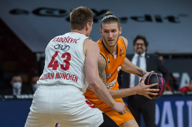 继续生成 继续生成